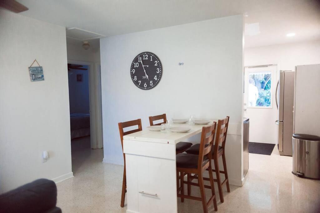 Charming Home, Minutes From The Beach Vero Beach Exterior foto