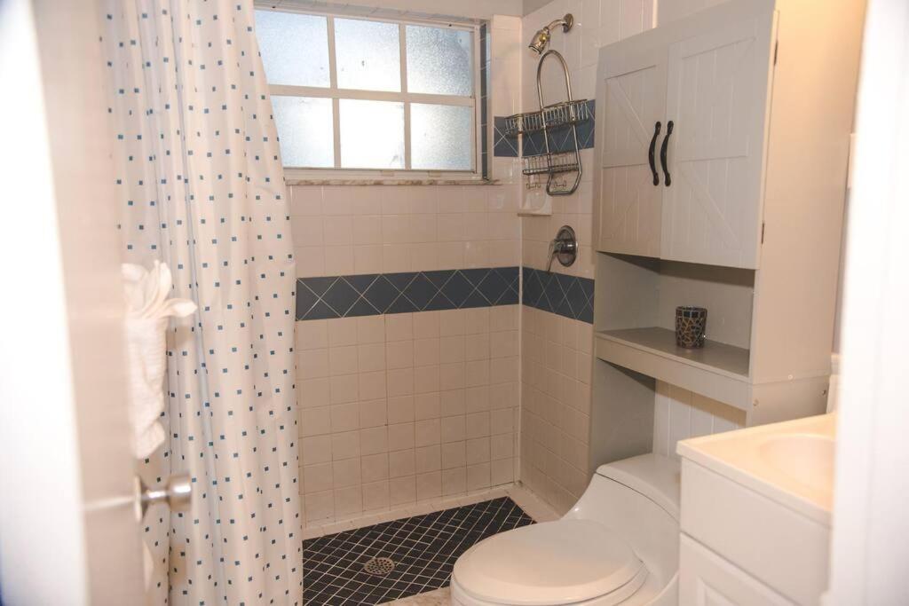 Charming Home, Minutes From The Beach Vero Beach Exterior foto